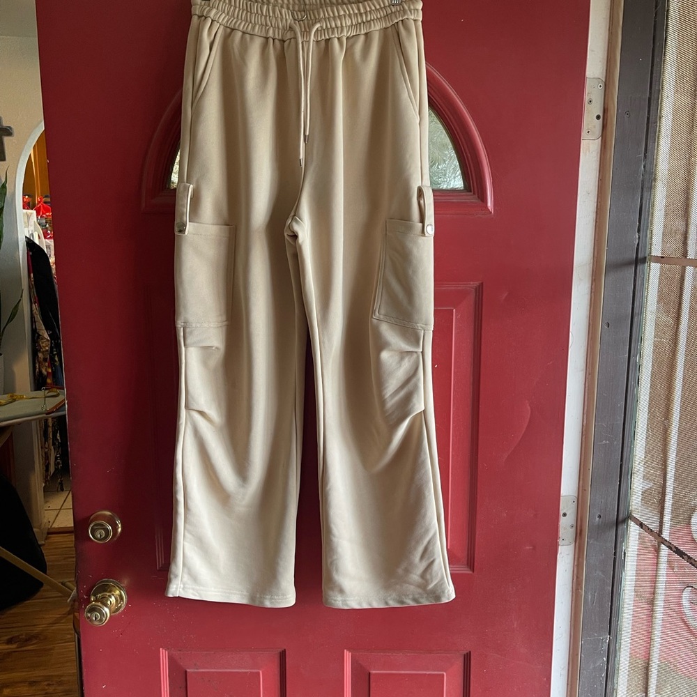 Beige Wide-Leg Cargo Joggers